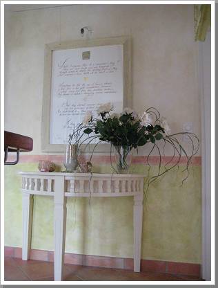 0065_f013  treppenhaus gruen terra mit tisch.jpg